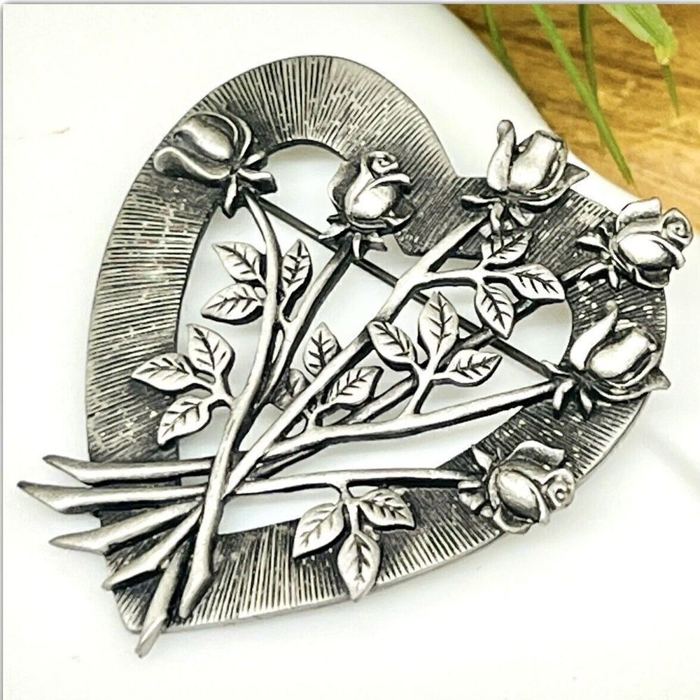 Vintage JJ Brooch Jonette Pewter Heart Rose Bouquet 1990s Mother’s Day 4268